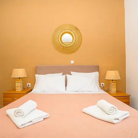 Apartment Vlassis Studios Mesongi